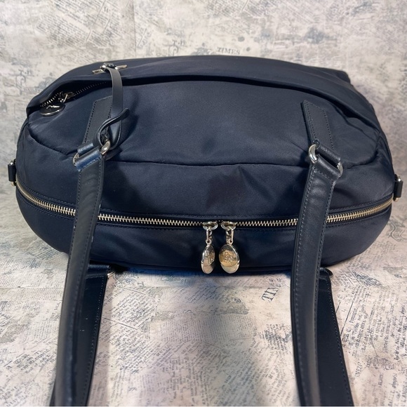 Lo & Sons The O.M.G. Bag - Picture 7 of 14